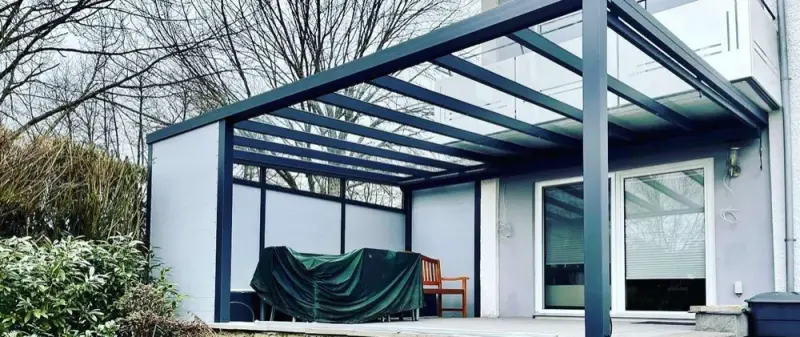 Aluminium-Terrassenüberdachung Hegenberger